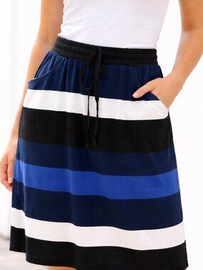SMALL skirt.  Blue white black skirt w/ drawstring elastic waist & pockets